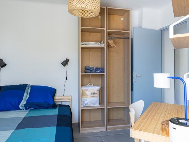 Location Appartement Rue Saint Pierre, Marseille