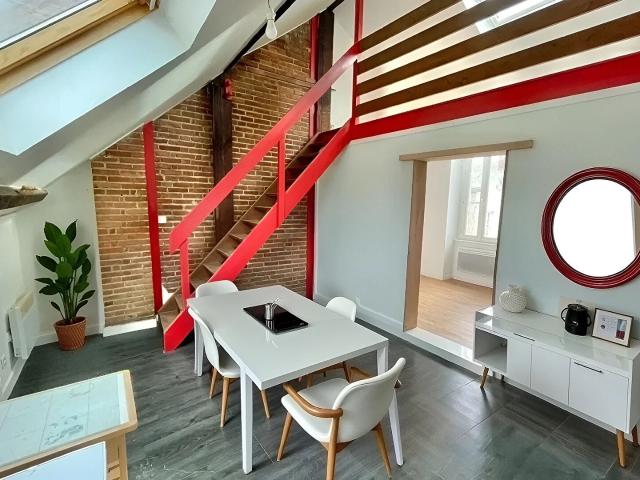 Location Appartement Rue Saint Pierre, Nantes