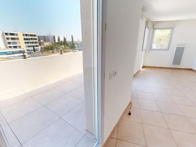 Location Appartement Rue Saint Pierre de Trivisy, Montpellier