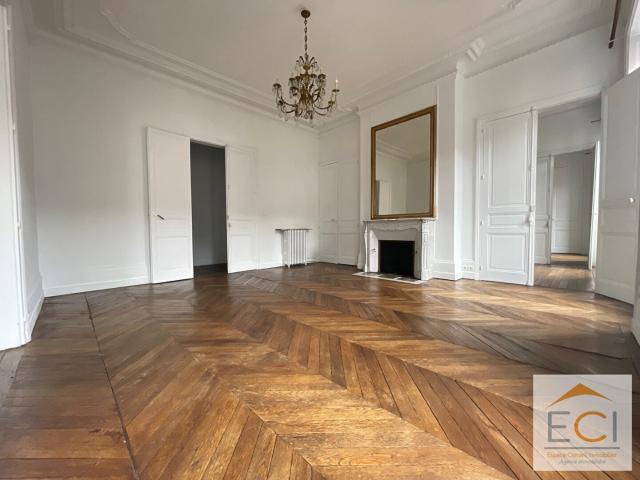 Location Appartement Rue Saint Roch, Angoulême