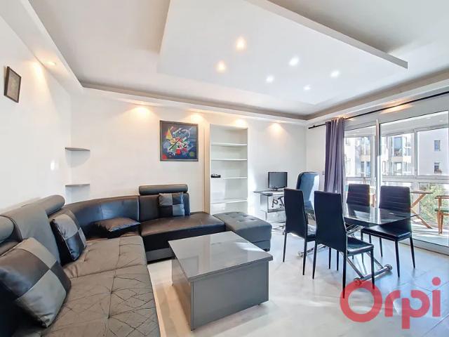 Location Appartement Rue Saint Victorien, Lyon
