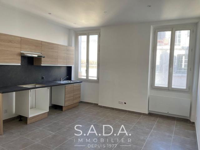 Location Appartement Rue Sainte, Marseille