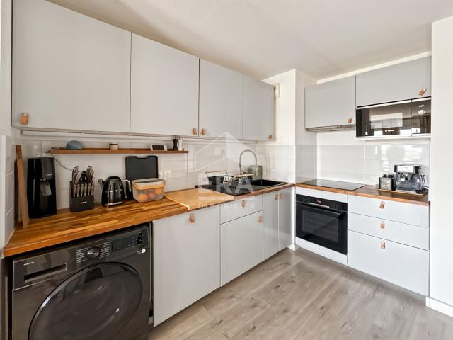 Location Appartement Rue Sainte Adélaïde, Marseille