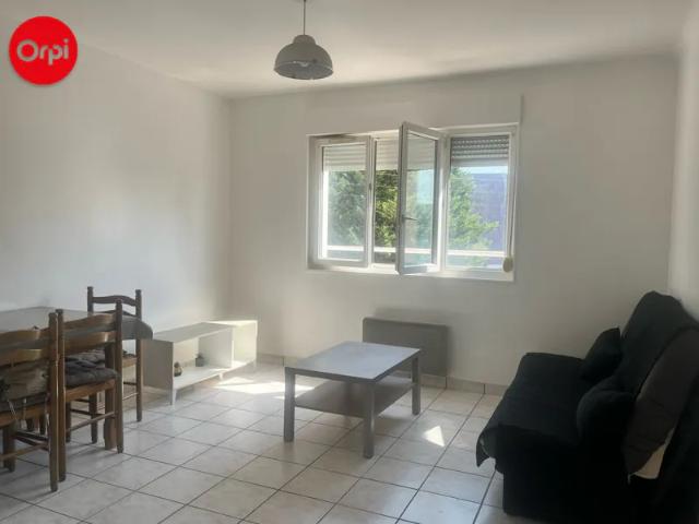 Location Appartement Rue Sainte Angélique, Bourges