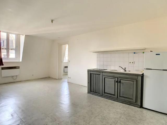 Location Appartement Rue Sainte Barbe, Lille