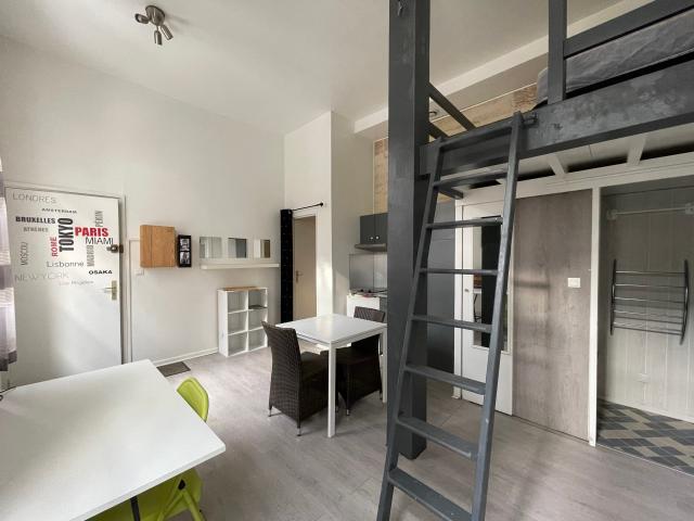 Location Appartement Rue Sainte Catherine, Bordeaux