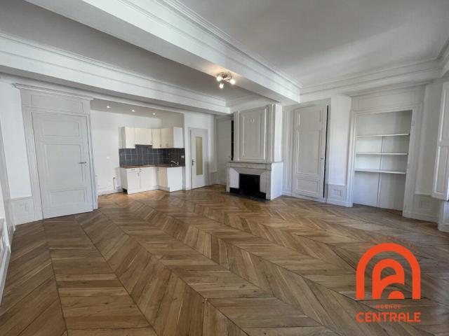 Location Appartement Rue Sainte Catherine, Lyon