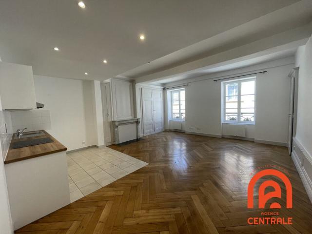 Location Appartement Rue Sainte Catherine, Lyon