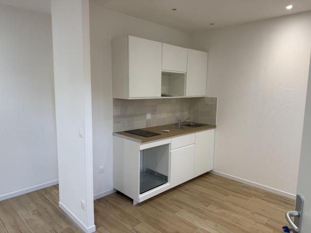 Location Appartement Rue Sainte Cécile, Marseille