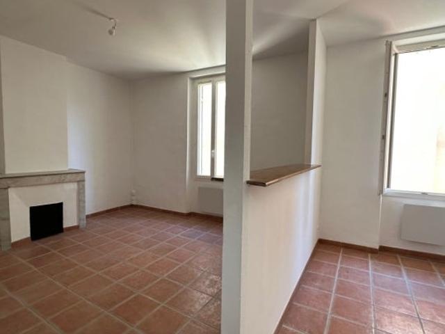 Location Appartement Rue Sainte Cécile, Marseille