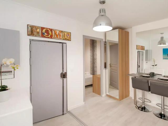 Location Appartement Rue Sainte Foy, Paris