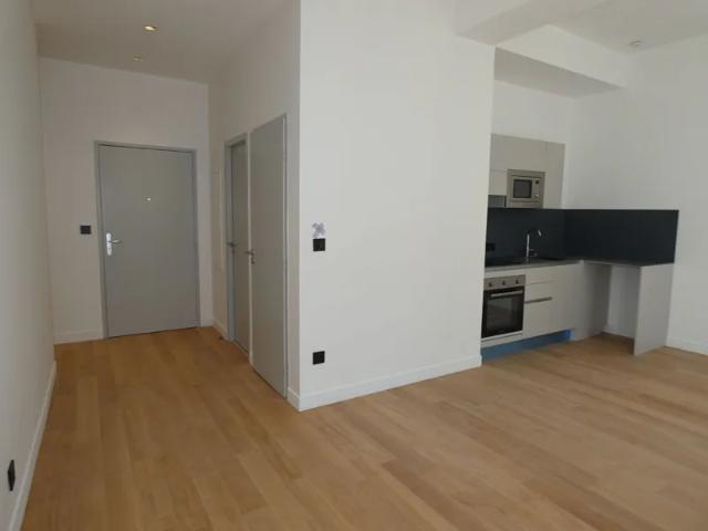 Location Appartement Rue Sainte Hélène, Lyon