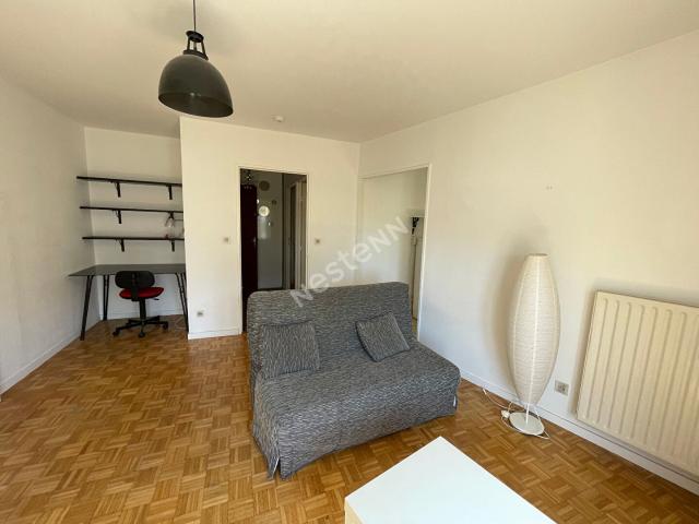 Location Appartement Rue Salomon Reinach, Lyon