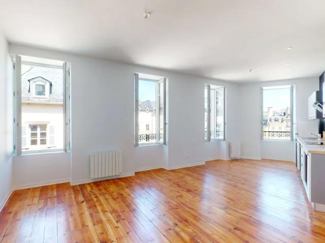 Location Appartement Rue de Laumière, Rodez