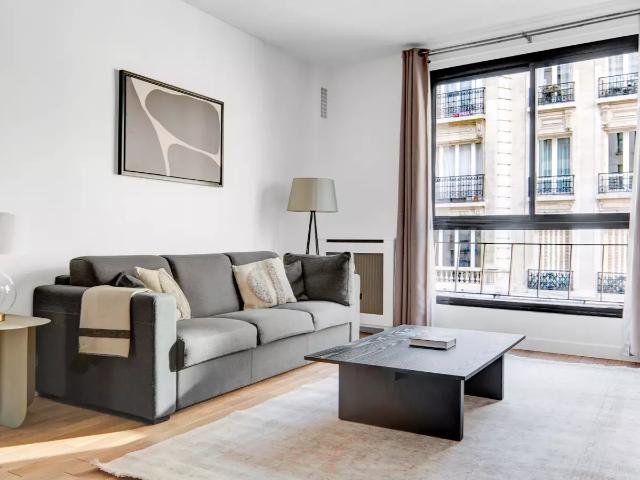 Location Appartement Rue Scheffer, Paris