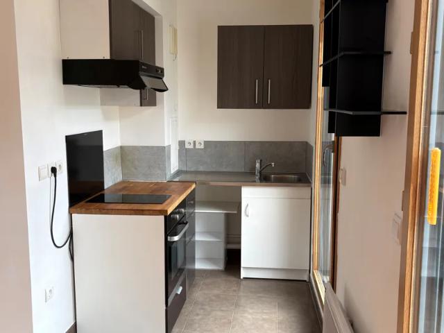 Location Appartement Rue Ségoffin, Courbevoie