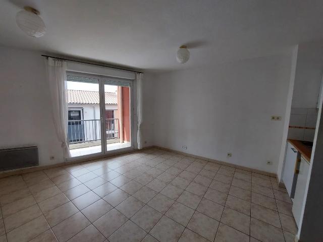 Location Appartement Rue Séguier, Nîmes