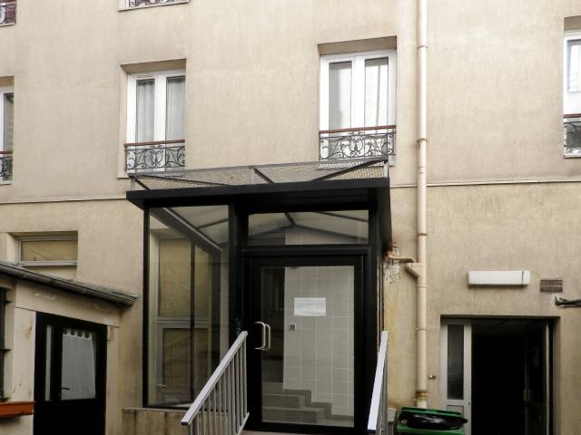 Location Appartement Rue Servan, Paris