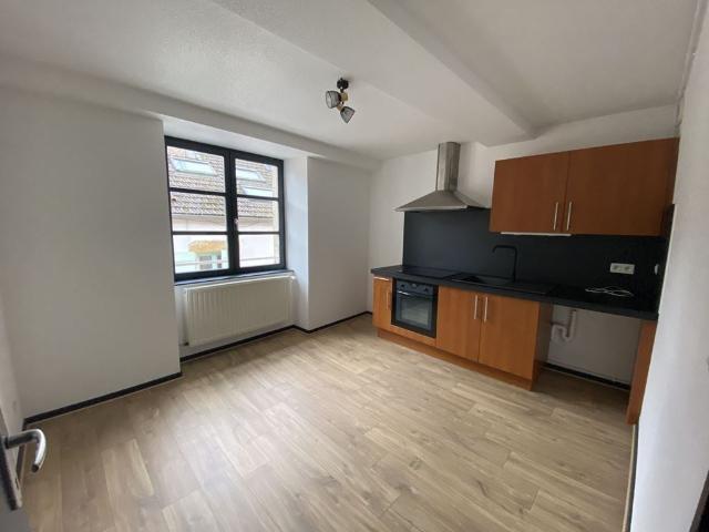 Location Appartement Avenue Pasteur, Échenoz la Méline