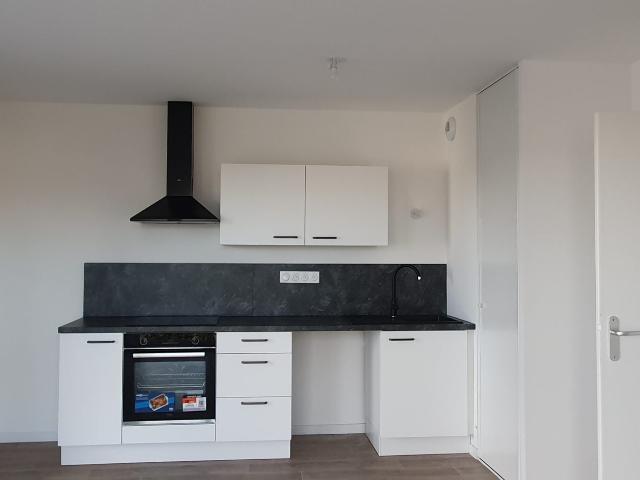 Location Appartement Rue Simone Boisecq, Trélazé