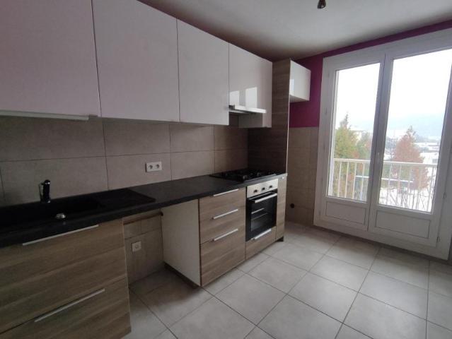 Location Appartement Rue Sisteron, Seyssinet Pariset