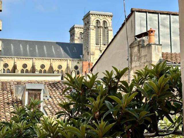 Location Appartement Rue Poudensan, Bordeaux