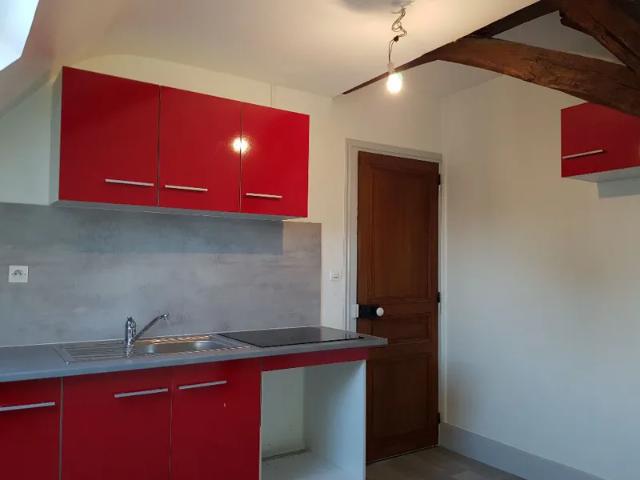 Location Appartement Rue Poudreuse, Mamers