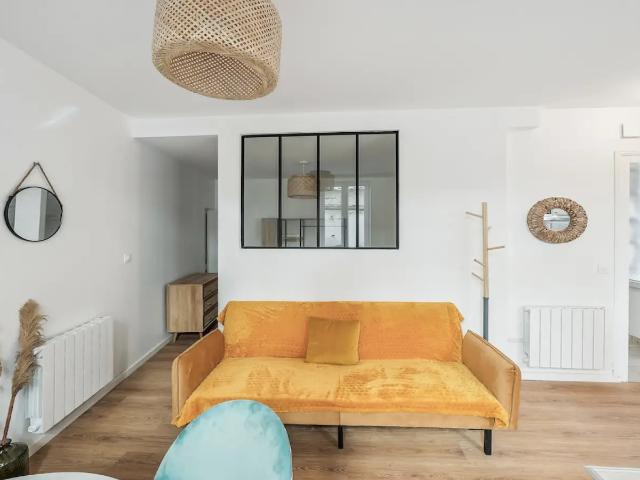 Location Appartement Rue Poyenne, Bordeaux