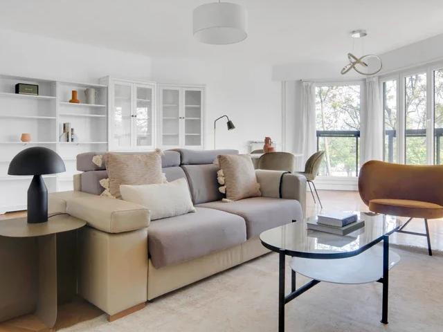 Location Appartement Rue Poliveau, Paris