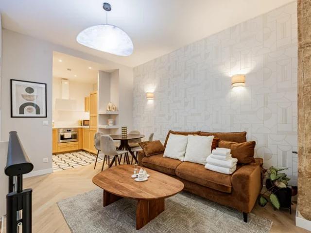 Location Appartement Rue Poliveau, Paris