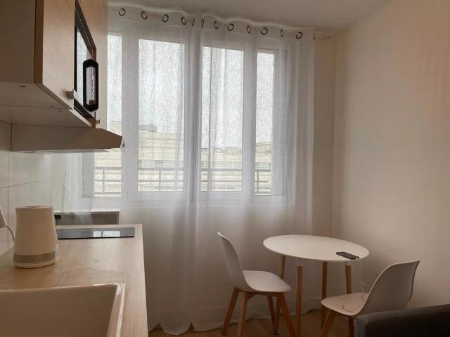 Location Appartement Rue Poliveau, Paris