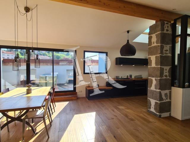 Location Appartement Rue Pons de Chapteuil, Le Puy en Velay