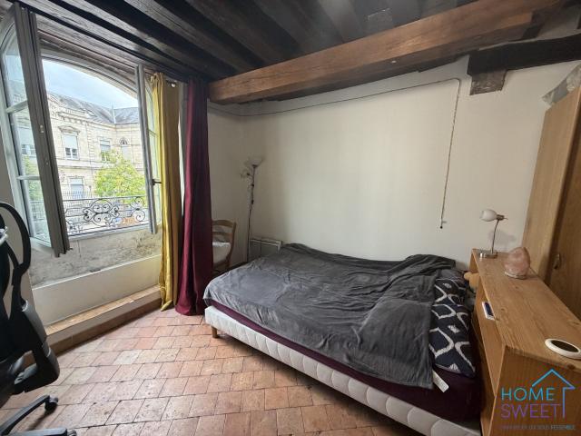 Location Appartement Rue Porte Madeleine, Orléans