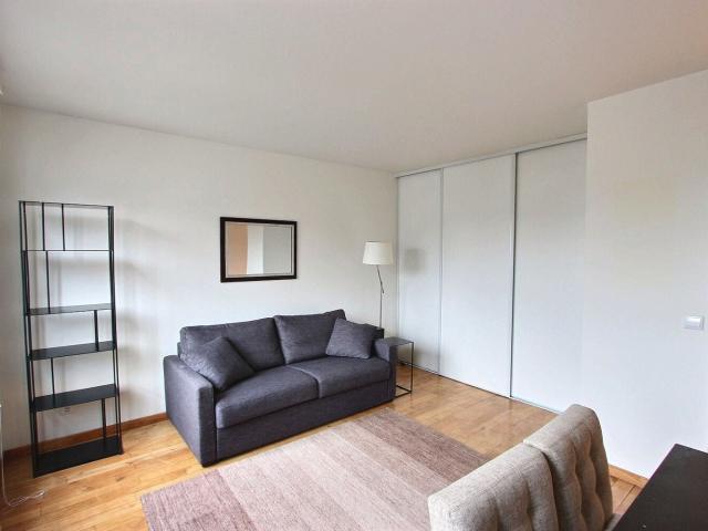 Location Appartement Rue Paul Vaillant Couturier, Levallois Perret