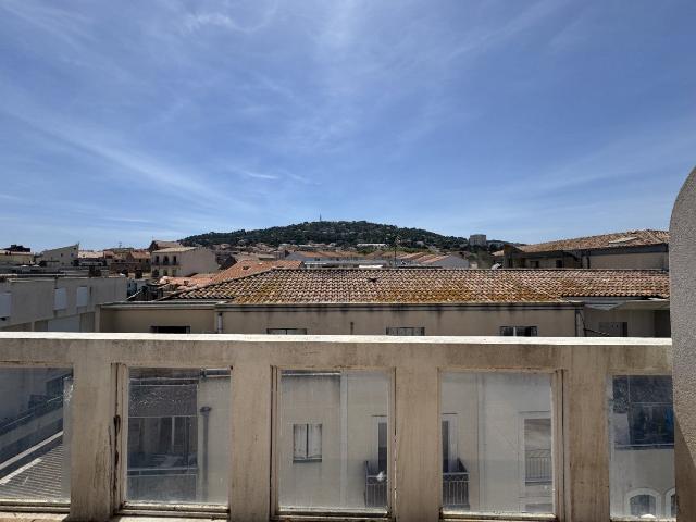 Location Appartement Rue Paul Valéry, Sète