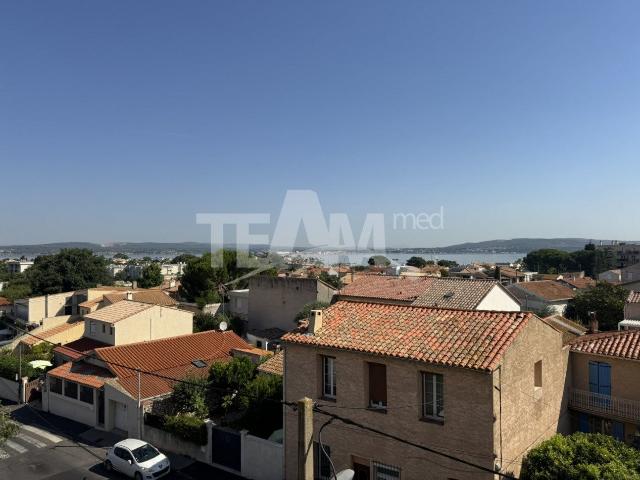 Location Appartement Rue Paul Valéry, Sète
