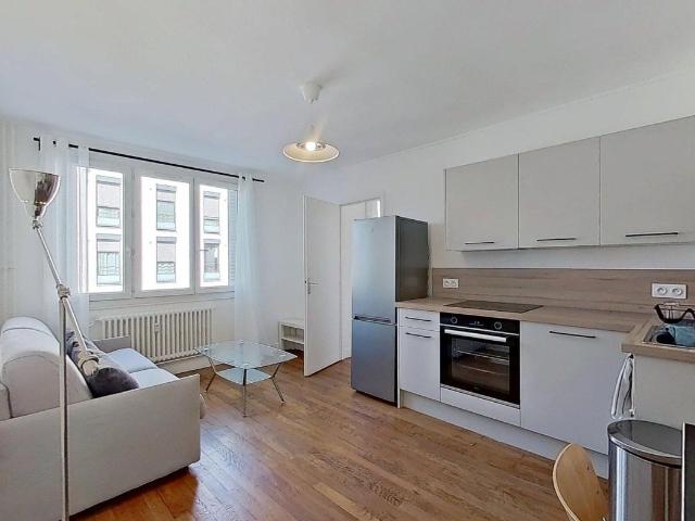 Location Appartement Rue Paul Verlaine, Villeurbanne