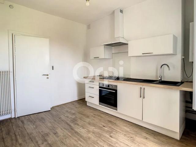 Location Appartement Rue Paul Verlaine, Brive la Gaillarde