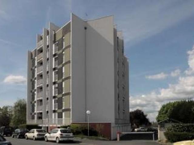 Location Appartement Rue Paul Accolas, Châteauroux