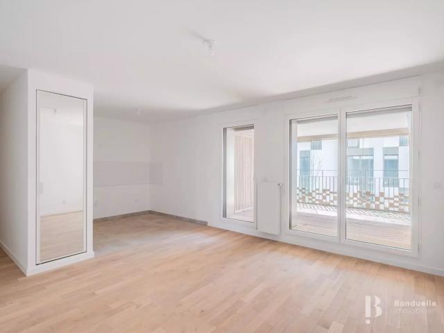 Location Appartement Rue Paul Bert, Courbevoie