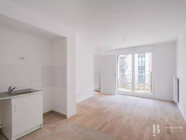 Location Appartement Rue Paul Bert, Courbevoie