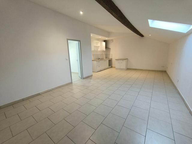 Location Appartement Rue Paul Bert, Lézignan Corbières