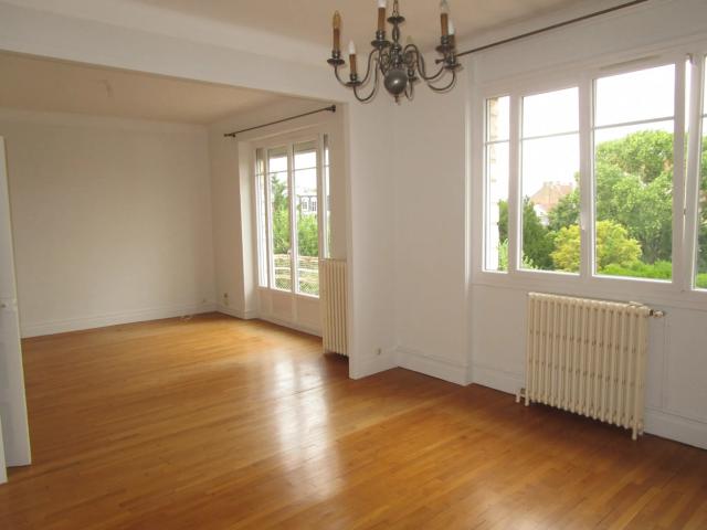 Location Appartement Rue Paul Cabet, Dijon
