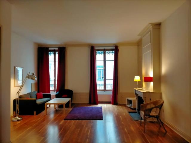 Location Appartement Rue Paul Chenavard, Lyon