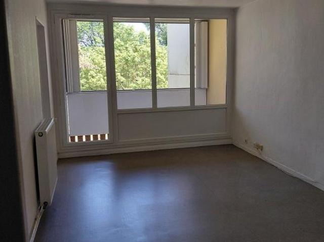 Location Appartement Rue Paul Éluard, Crolles