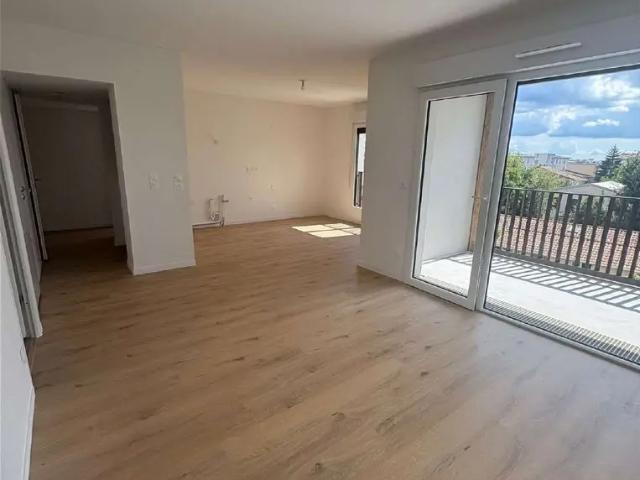 Location Appartement Rue Paul Éluard, Floirac