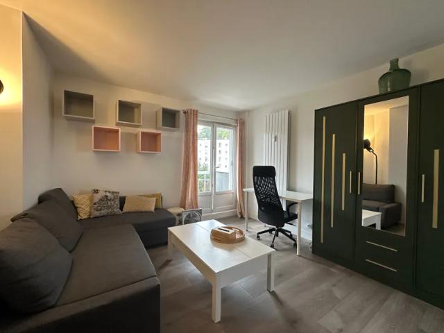 Location Appartement Rue Jean Pierre Timbaud, Saint Cyr l'École