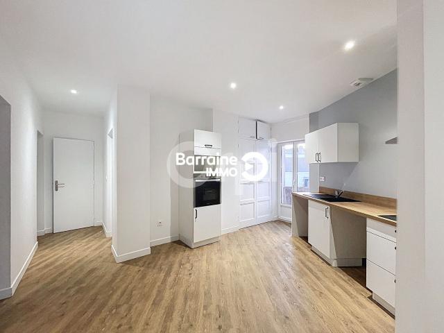 Location Appartement Rue Paul Guieysse, Lorient