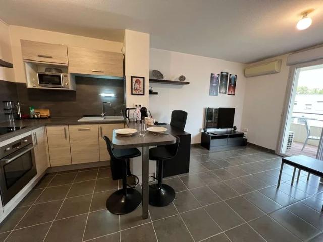 Location Appartement Rue Paulette Pastor, Toulouse
