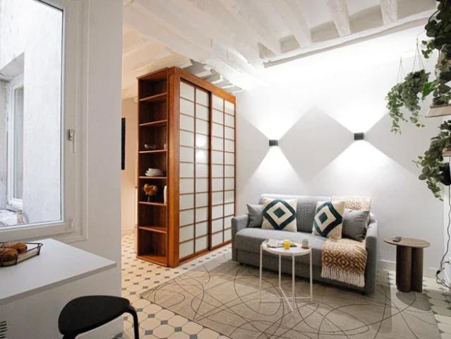 Location Appartement Rue Pavée, Paris